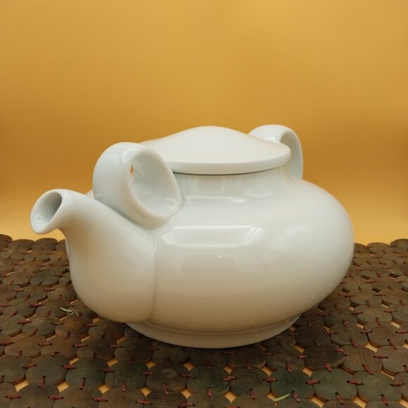 Vintage B&G Tea Coffee Pot Bing & Grondahl Denmark - Picture 2 of 16